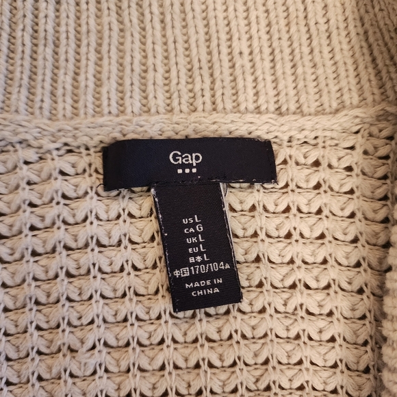 Gap Knit Cardigan - Picture 2 of 13